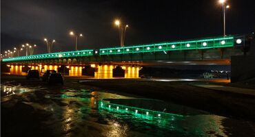 Ленты новостейПроектыНовостиУстройство архитектурной подсветки искуственных сооруженийОсновные параметрыПоле titleУстройство архитектурной подсветки искуственных сооруженийПоле h1Устройство архитектурной подсветки искуственных сооруженийАнонс<p>В процессе строительства объектов различной степени сложности нередко компаниия-застройщик сталкивается с необходимостью организации архитектурной подсветки. Для ее устройства используются светильники и светодиодные ленты на основе LED-технологии.</p>Контент<p>В процессе строительства объектов различной степени сложности нередко компаниия-застройщик сталкивается с необходимостью организации архитектурной подсветки. Для ее устройства используются светильники и светодиодные ленты на основе LED-технологии.</p>
<p style="text-align: justify;">В проекте строительства объектов транспортной инфраструктуры г. Ашхабада <a title="Металлоконструкции: производство и поставка" href="/o-kompanii/">наша компания</a> оказывала содействие строительной компании &laquo;Возрождение&raquo; в рамках устройства архитектурной подсветки моста 7-го объекта.</p>
<p style="text-align: justify;">Для подсветки использовались ленты со степенью защиты IP68 и IP65, установленные в анодированный алюминиевый профиль. Сложность объекта заключалась в применении нестандартной длины профиля и ленты. При устройстве системы декоративного освещения использовались элементы длиной 2,4 и 2,9 метра. Благодаря применению RGB-lux диодов подсветка позволяет изменять цветность, используя ручное или автоматическое управление.</p>
<p style="text-align: justify;">Диоды, применявшиеся для изготовления ленты, рассчитаны на эксплуатацию до 100 000 часов непрерывной работы. Кроме того, использовались светильники прожекторного типа SLS-13R со степенью защиты IP68 для более яркой локальной подсветки.</p>
<p style="text-align: center;"><a href="http://renocons.com/wp-content/uploads/2012/12/2.jpg" target="_blank"><img title="объекты транспортной инфраструктуры г. Ашхабада" src="/images/projects/1/2.jpg" alt="объекты транспортной инфраструктуры г. Ашхабада" width="800" height="600" /></a></p>
<p style="text-align: center;"><a href="http://renocons.com/wp-content/uploads/2012/12/3-copy.jpg" target="_blank"><img title="строительство объектов транспортной инфраструктуры Ашхабада" src="/images/projects/1/3-copy.jpg" alt="строительство объектов транспортной инфраструктуры Ашхабада" width="800" height="600" /></a></p>
<p style="text-align: center;"><a href="http://renocons.com/wp-content/uploads/2012/12/4-copy.jpg" target="_blank"><img title="строительство объектов транспортной инфраструктуры " src="/images/projects/1/4-copy.jpg" alt="строительство объектов транспортной инфраструктуры " width="800" height="600" /></a></p>
<p style="text-align: center;"><a href="http://renocons.com/wp-content/uploads/2012/12/5.jpg" target="_blank"><img title="Архитектурная подсветка" src="/images/projects/1/5.jpg" alt="Архитектурная подсветка" width="800" height="600" /></a></p>Изображения новостиКартинка для анонса/images/projects/1/1.jpgКартинка для публикации/images/projects/1/1.jpgСвойства публикацииДата публикацииSun, 06 Nov 2016 15:11:00 +0300